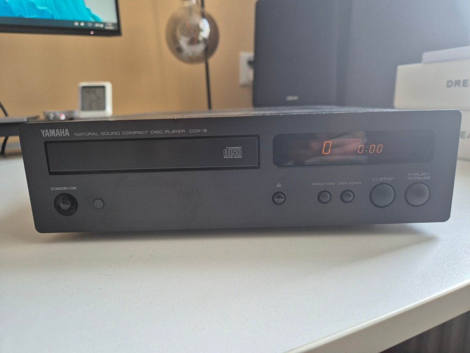 Yamaha CDX-9 CD Speler. Slechts 28 cm breed!, Ophalen of Verzenden, Gebruikt, Overige merken