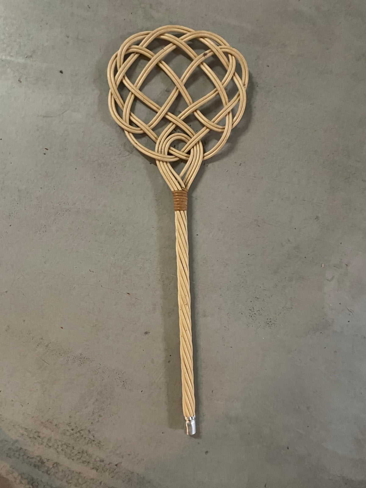 Vintage rotan mattenklopper, Huis en Inrichting, Vintage, Beige, Ophalen of Verzenden, Zo goed als nieuw