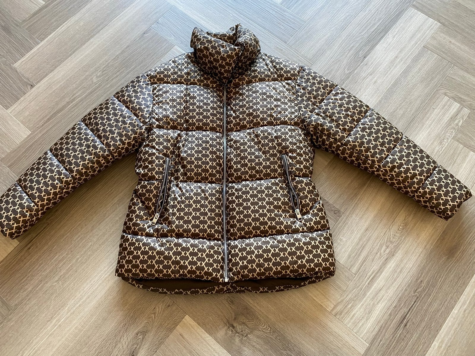Mooie dames winterjas / ski jack maat XS, Kleding | Dames, Ophalen of Verzenden, Zo goed als nieuw, Maat 34 (XS) of kleiner, Bruin