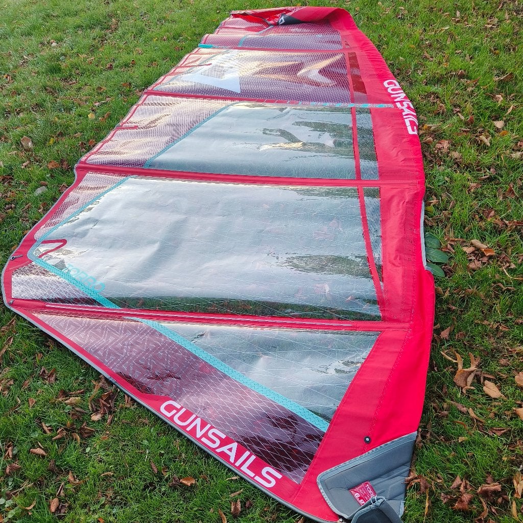 Gunsails torro 6.9, Loftsails purelip 6.2/5.4, Hotsails 4.2, Ophalen, Gebruikt, 6.5 m² tot 8 m², Gunsails