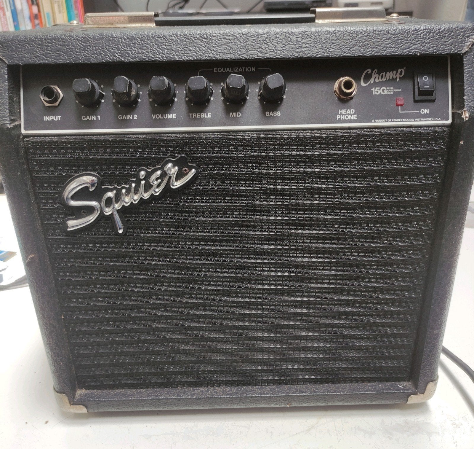 Squier Champ 15G Gitaarversterker - Compact en Krachtig, Ophalen, Gebruikt, Gitaar, Minder dan 50 watt