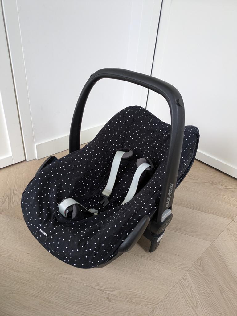 Maxi Cosi met adapters, Dooky cover en Easy Fix base, Ophalen, Autogordel of Isofix, Gebruikt, 0 t/m 13 kg