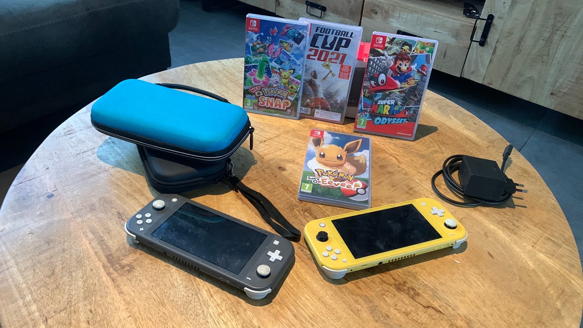 Nintendo Switch Games: Pokémon Shield, Let's Go Eevee, etc., Gebruikt, 1 speler, Eén computer, Ophalen of Verzenden