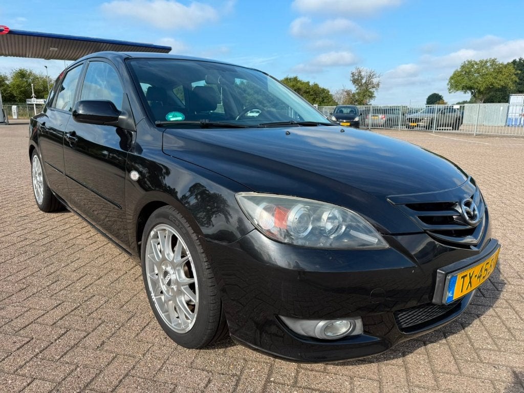 Mazda 3 Sport 1.6 - 16V M5 EXECUTIVE, Auto's, 1160 kg, Zwart, 4 cilinders, 1200 kg