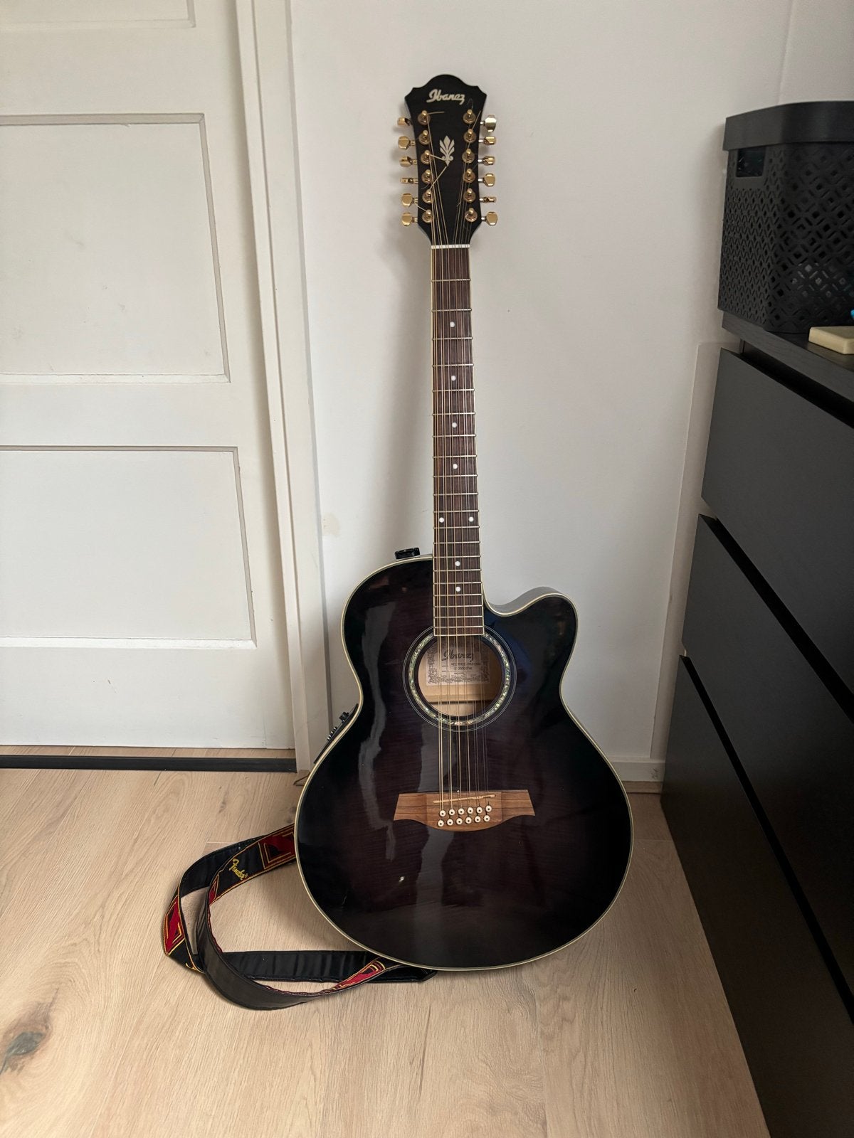 Ibanez AEL2012E-TKS 12-snarige elektrisch-akoestische gitaar, Ophalen, Gebruikt, Western- of Steelstringgitaar, 12-snarig