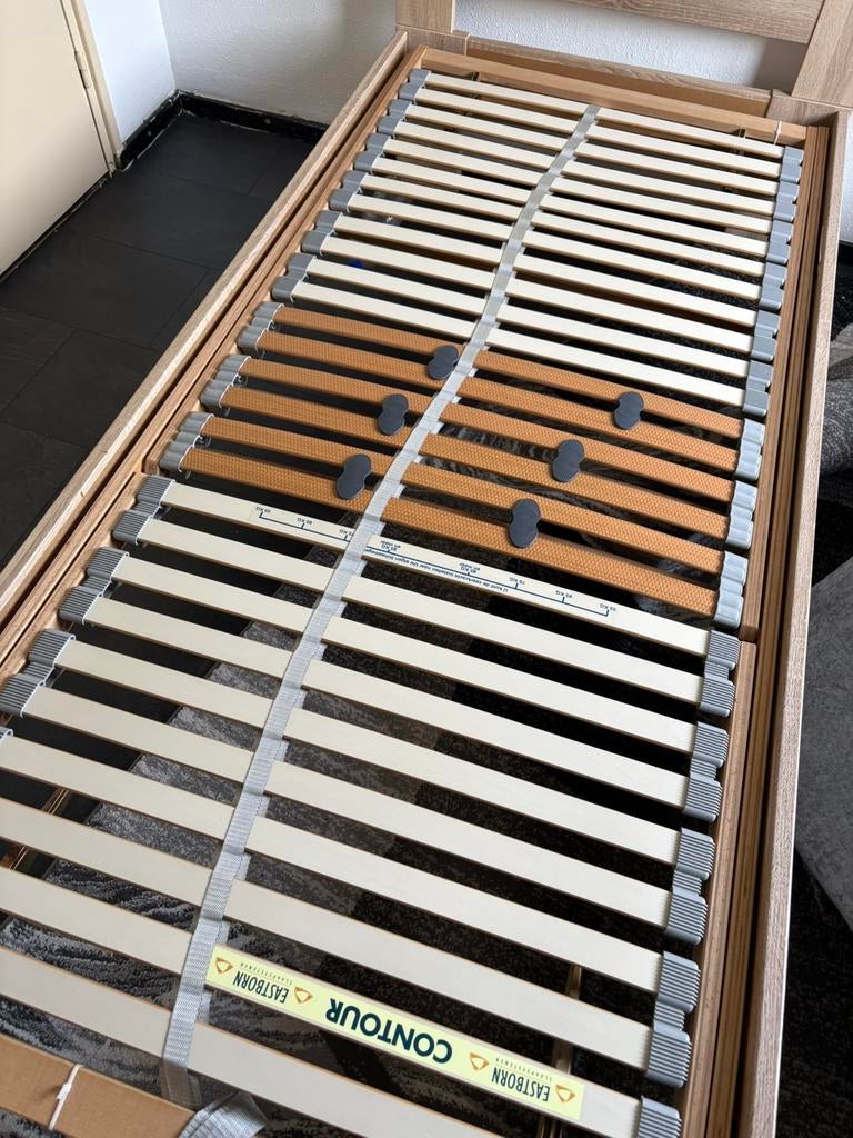 Bed, Ophalen, Gebruikt, 90 cm, Eenpersoons