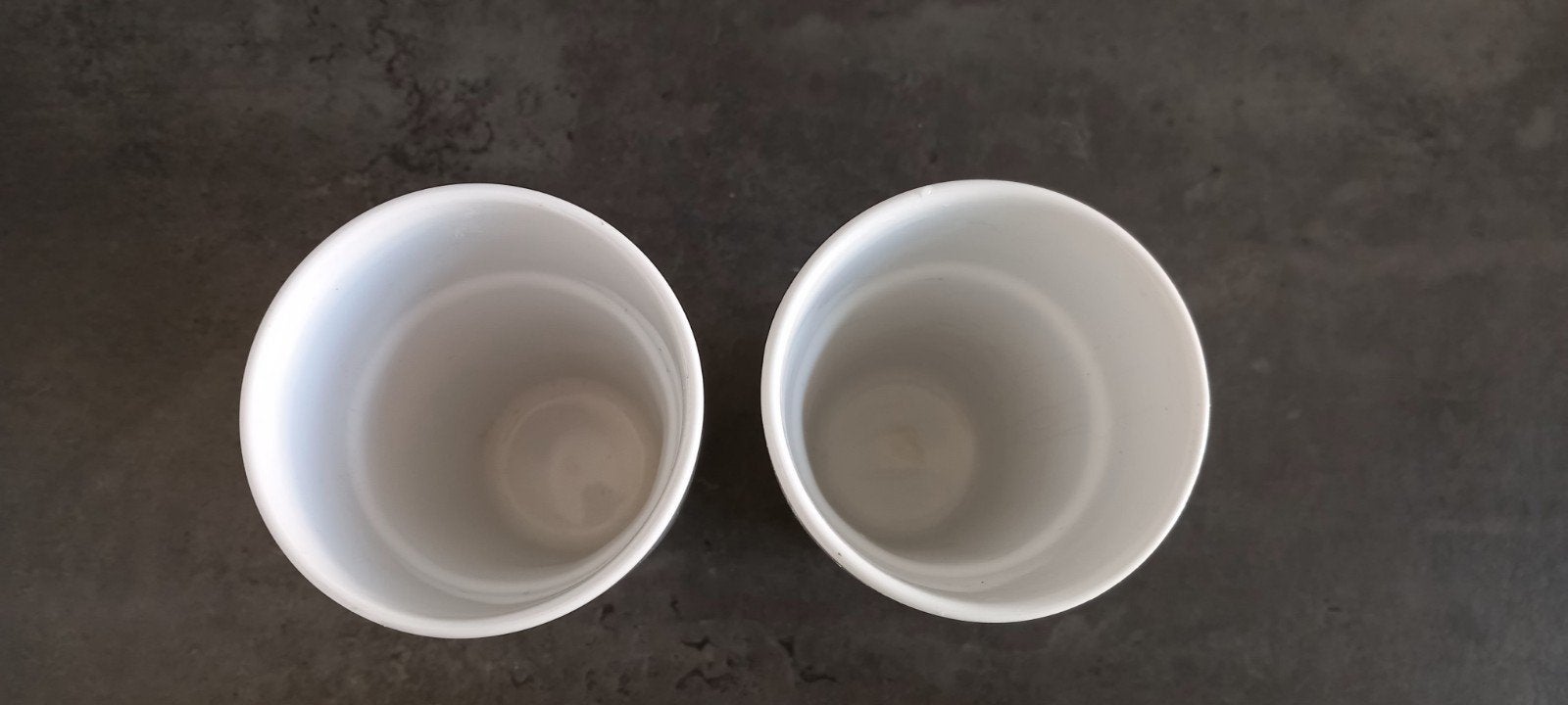 2x IKEA witte bekers/mokken - Gebruikt, IKEA, Ophalen of Verzenden, Steen/keramiek, Wit