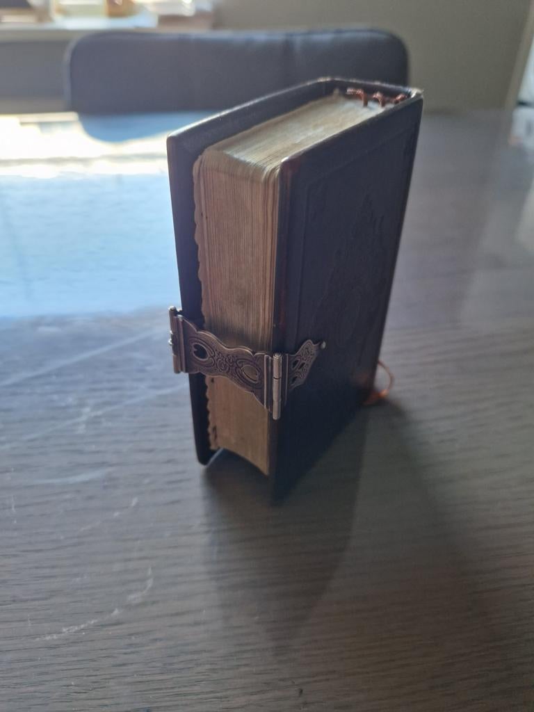 Bijbeltje, Antiek en Kunst, Antiek | Boeken en Bijbels, Ophalen of Verzenden