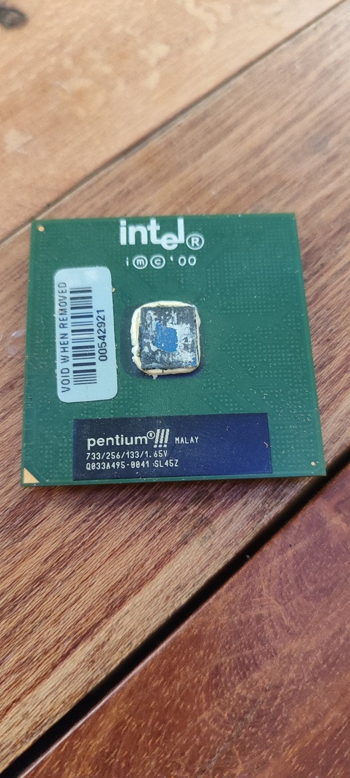 Intel Pentium III 733/256/133/1.65V SL45Z cpu, Computers en Software, Processors, Ophalen, Minder dan 2 Ghz