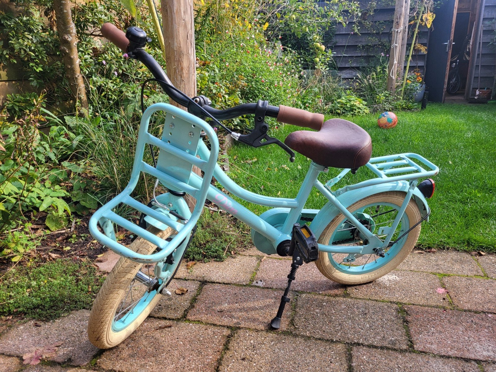 Kinderfiets 14 inch - Diva - Lichtblauw met bruin zadel, Ophalen, Terugtraprem, Zijwieltjes, Gebruikt