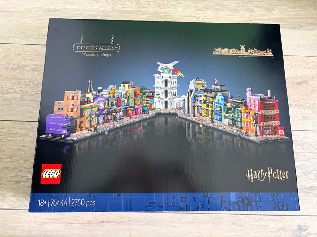 Lego 76444 Harry Potter Diagon Alley Wizarding Shops, Kinderen en Baby's, Speelgoed | Duplo en Lego, Ophalen, Zo goed als nieuw