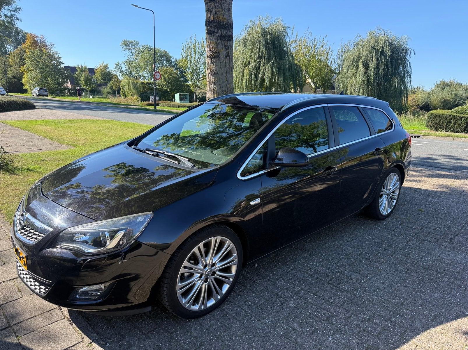 Opel Astra 1.6 Turbo 132KW Sports Tourer 2010 Zwart, Voorwielaandrijving, Stof, Zwart, 4 cilinders