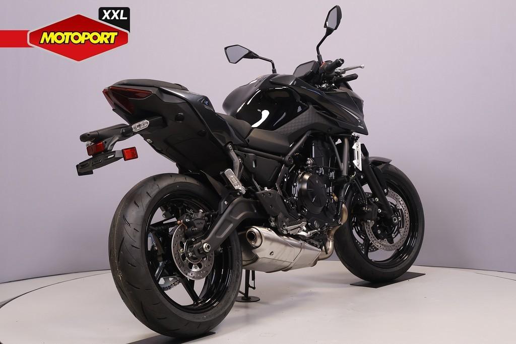 Kawasaki Z650 S, Bedrijf, Naked bike