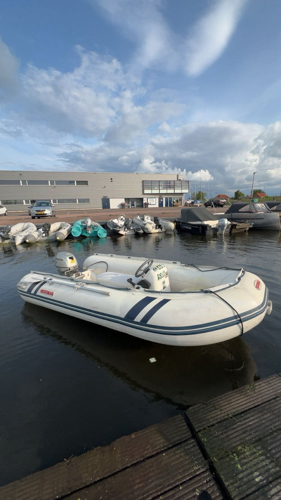 Rib rubberboot met honda 8 pk motor is kapot, Ophalen