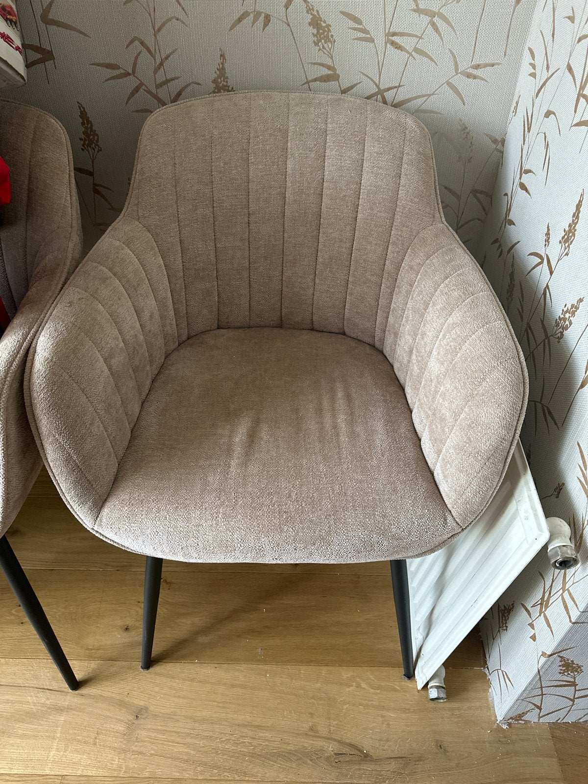 4 stuks beige stoelen - zo goed als nieuw, Huis en Inrichting, Ophalen, Overige kleuren, Zo goed als nieuw, Vier