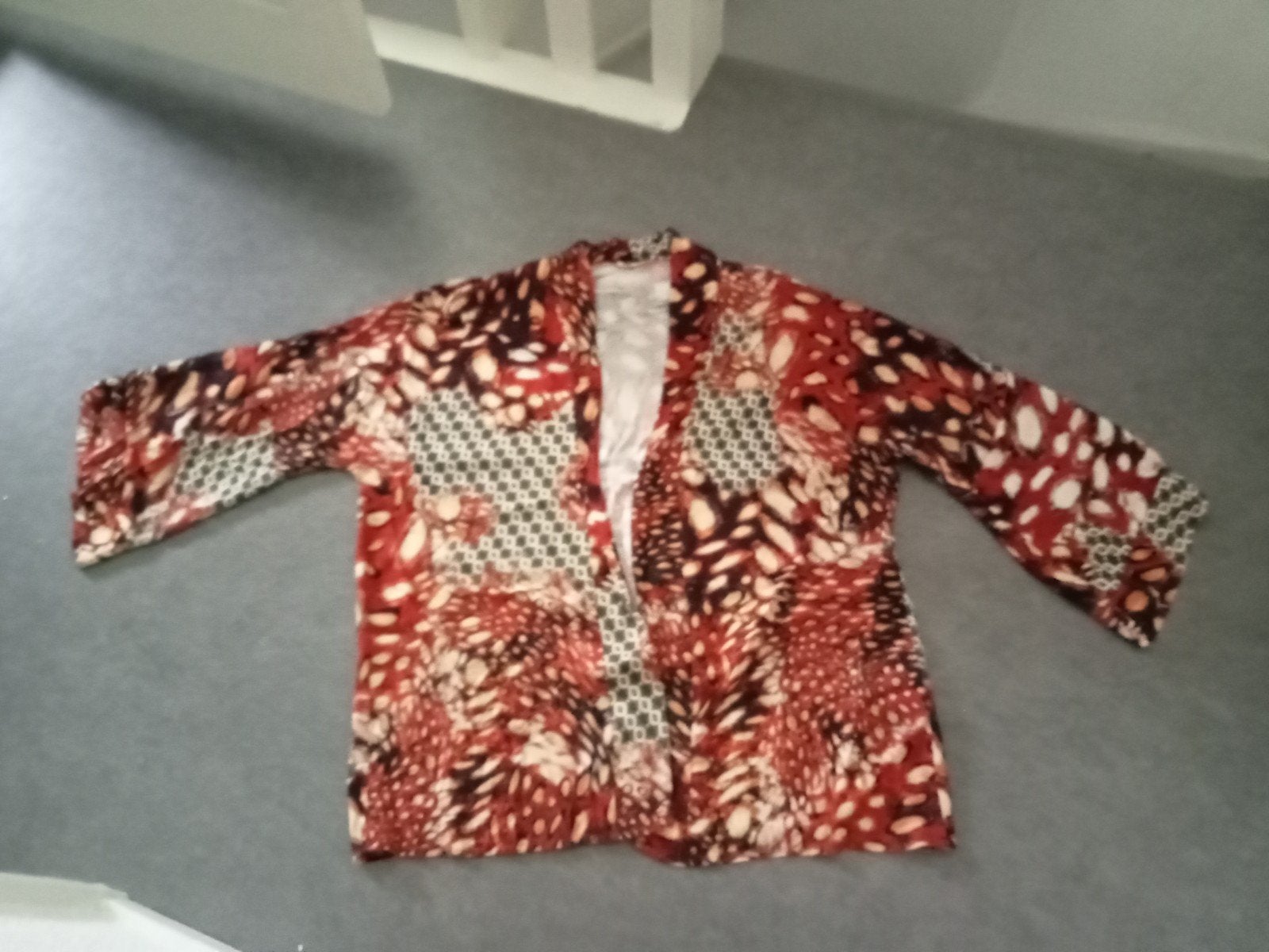 leuk kimono jasje, mooie kleuren, Ophalen of Verzenden, Nieuw, Maat 42/44 (L)