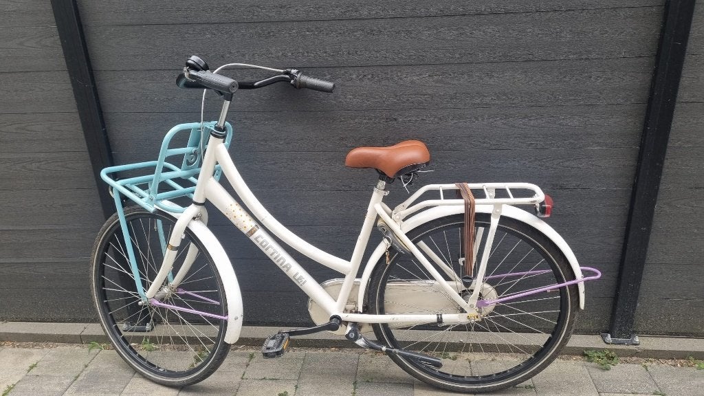 CORTINA U4 Meisjesfiets 3 Versnellingen  26 inch, Fietsen en Brommers, Fietsen | Meisjes, Ophalen, Zo goed als nieuw, 26 inch of meer