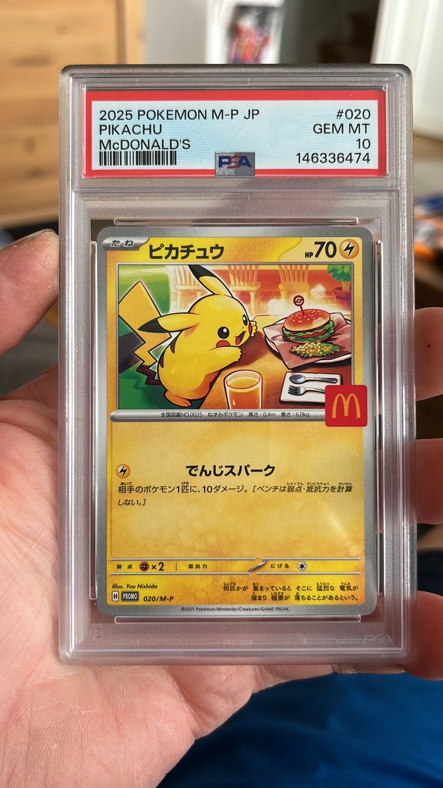 Pikachu promo PSA 10., Hobby en Vrije tijd, Verzamelkaartspellen | Pokémon, Ophalen of Verzenden, Zo goed als nieuw