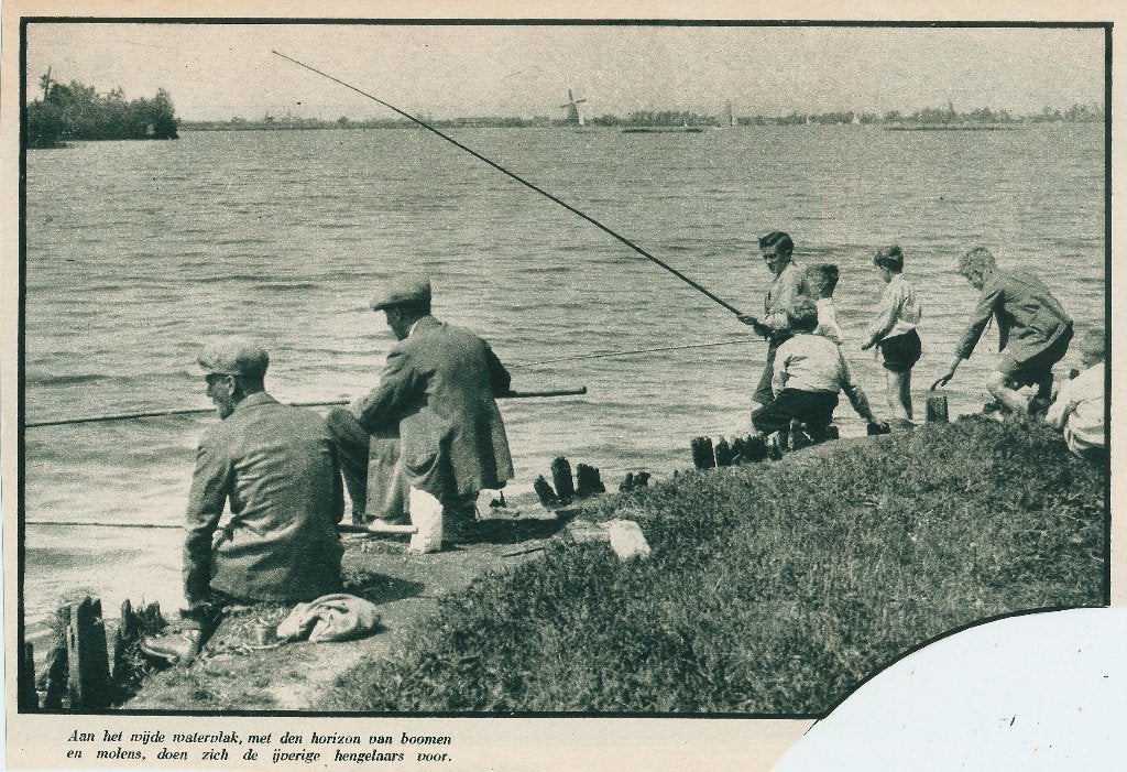 Rotterdam Kralingen vissen 2 x molen plas knipsel 1932, Gebruikt, Ophalen of Verzenden, Gebouw, Voor 1940
