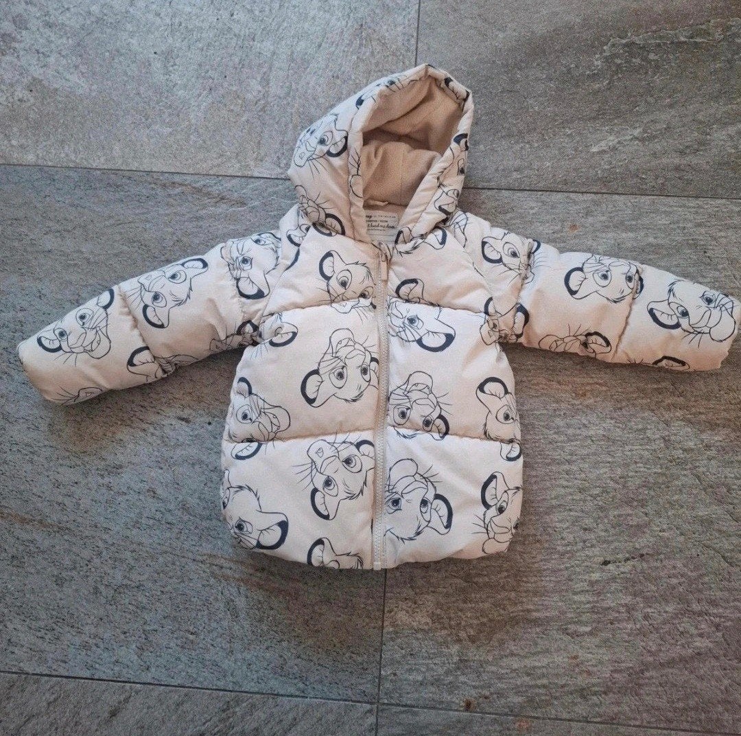 Nieuwe Disney Simba winterjas - 18-24 maanden, Jongen of Meisje, Nieuw, Ophalen of Verzenden, Disney at Primark