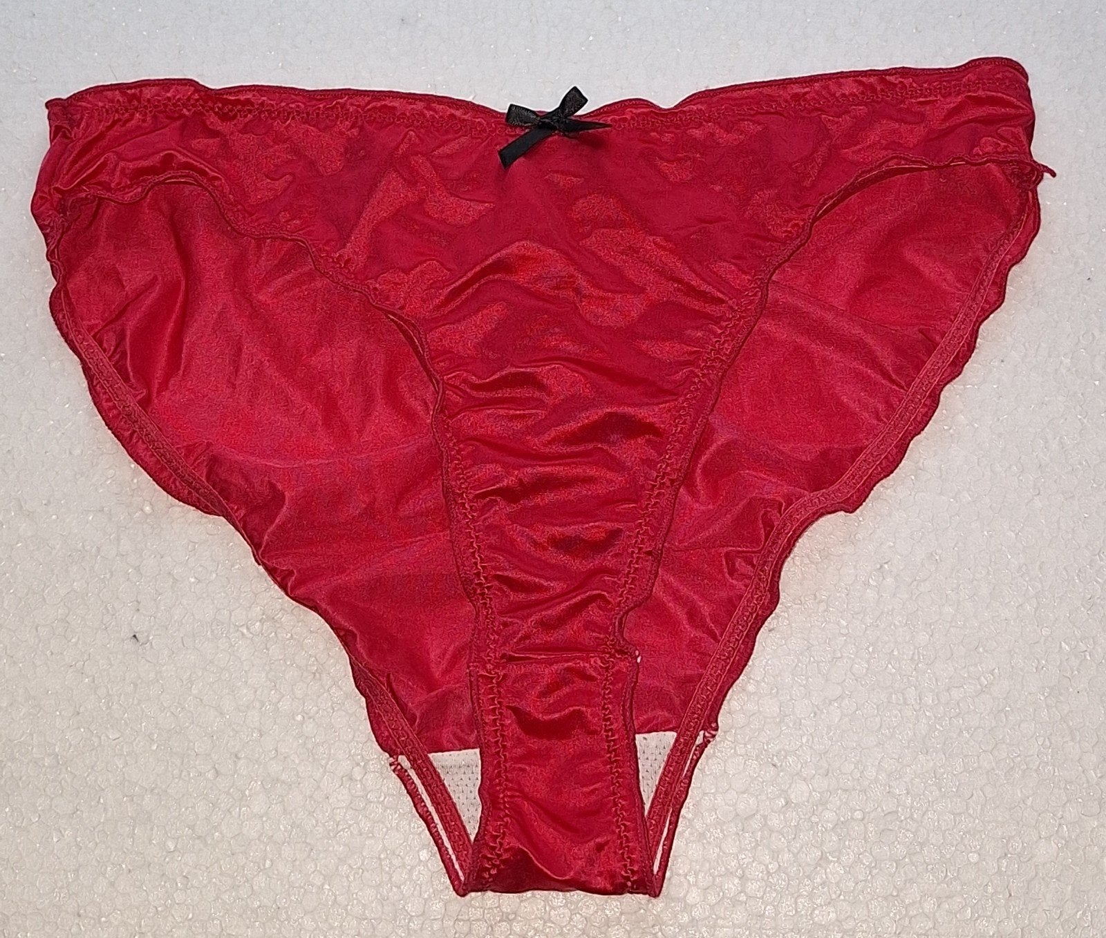 Sexy rood nieuw satijnen slipje maat L (42), Kleding | Dames, Verzenden, Rood, Slip