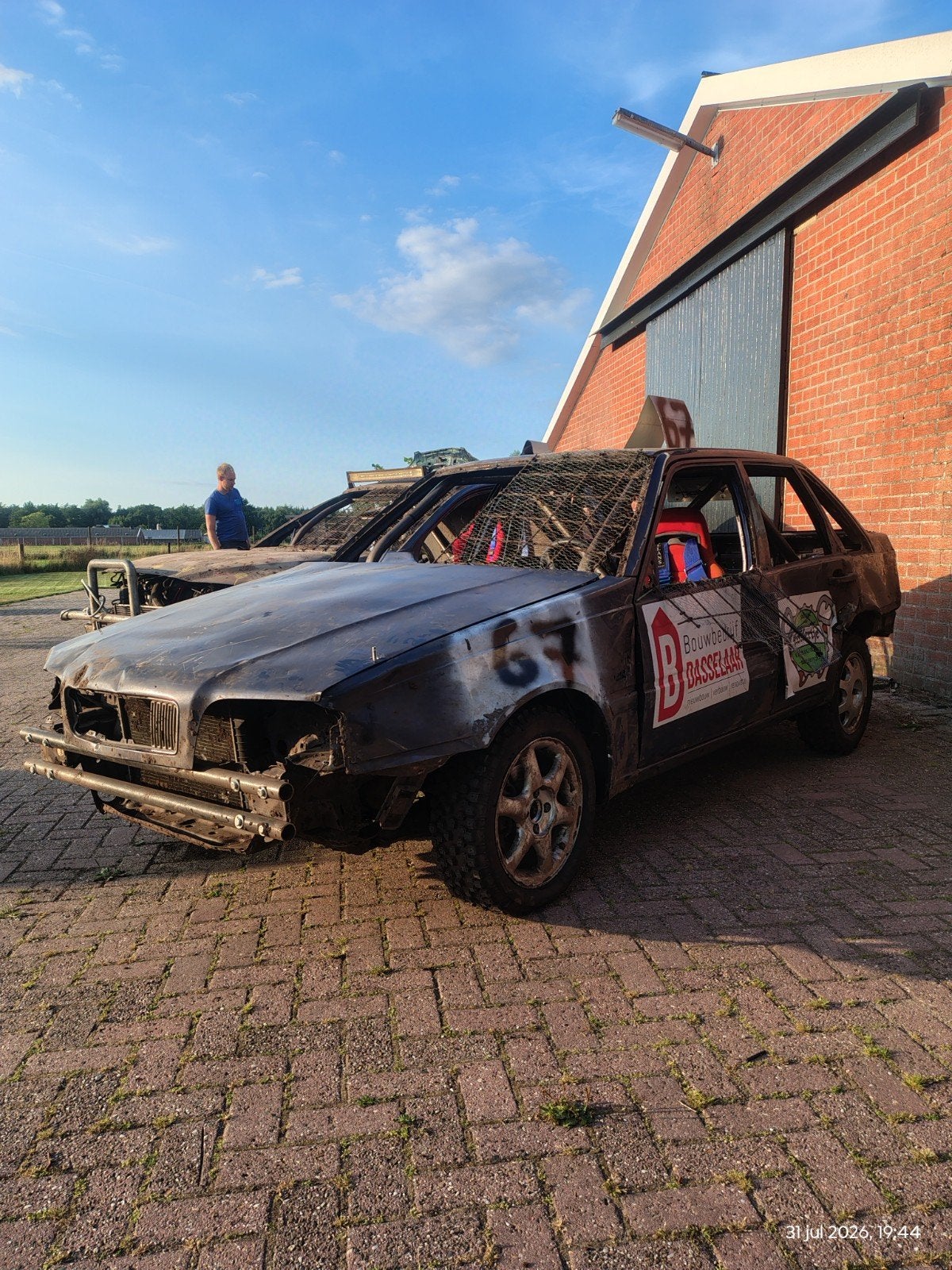 Volvo 440 en Opel Corsa autocross Auto's
