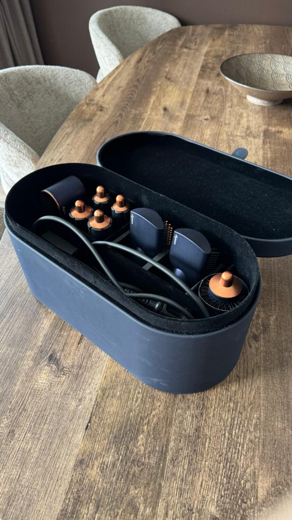 Dyson Airwrap Complete in Pruisisch Blauw/Koper, Sieraden, Tassen en Uiterlijk, Uiterlijk | Haarverzorging, Ophalen of Verzenden