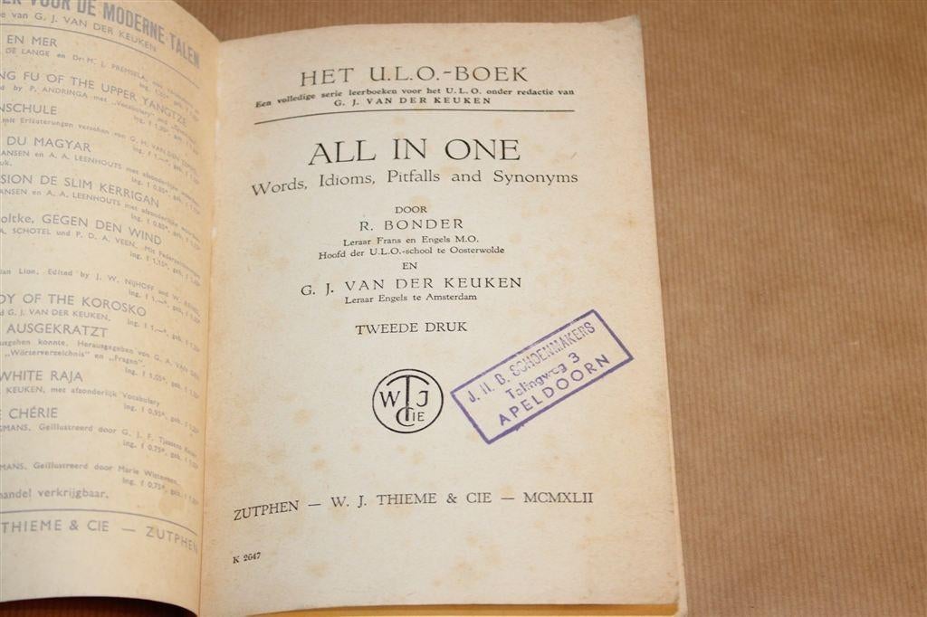 ULO All in One — Words, Idioms & Pitfalls [2e Druk 1942], Boeken, Ophalen of Verzenden, Gelezen, Van Dale