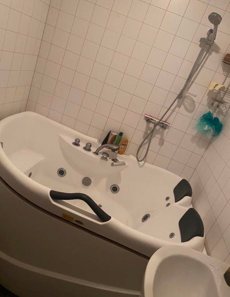 Jacuzzi/Bubbelbad- Moet nagekeken worden., Ophalen, Gebruikt, Filter, Inbouw