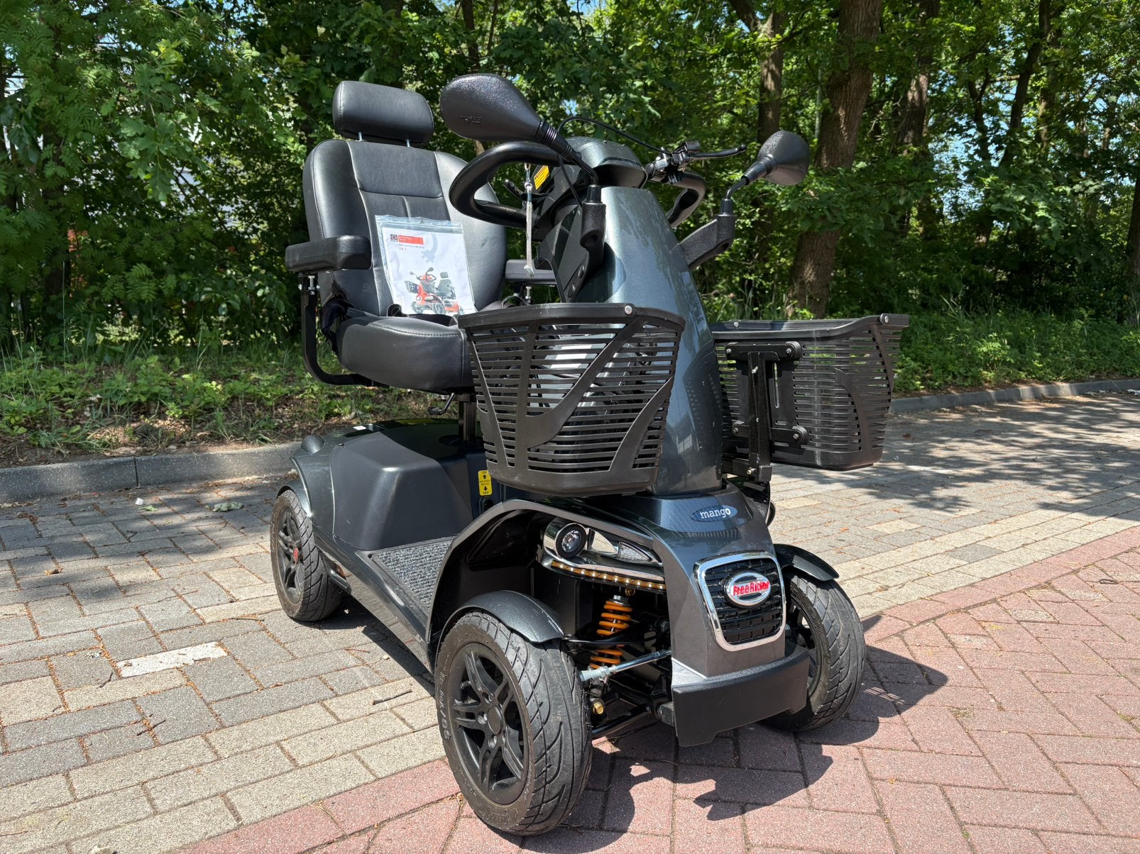Mango FR1 Scootmobiel | 17 km/h | Digitaal displ | Garantie, Diversen, Ophalen of Verzenden, Zo goed als nieuw, Mango, 16 km/u of meer