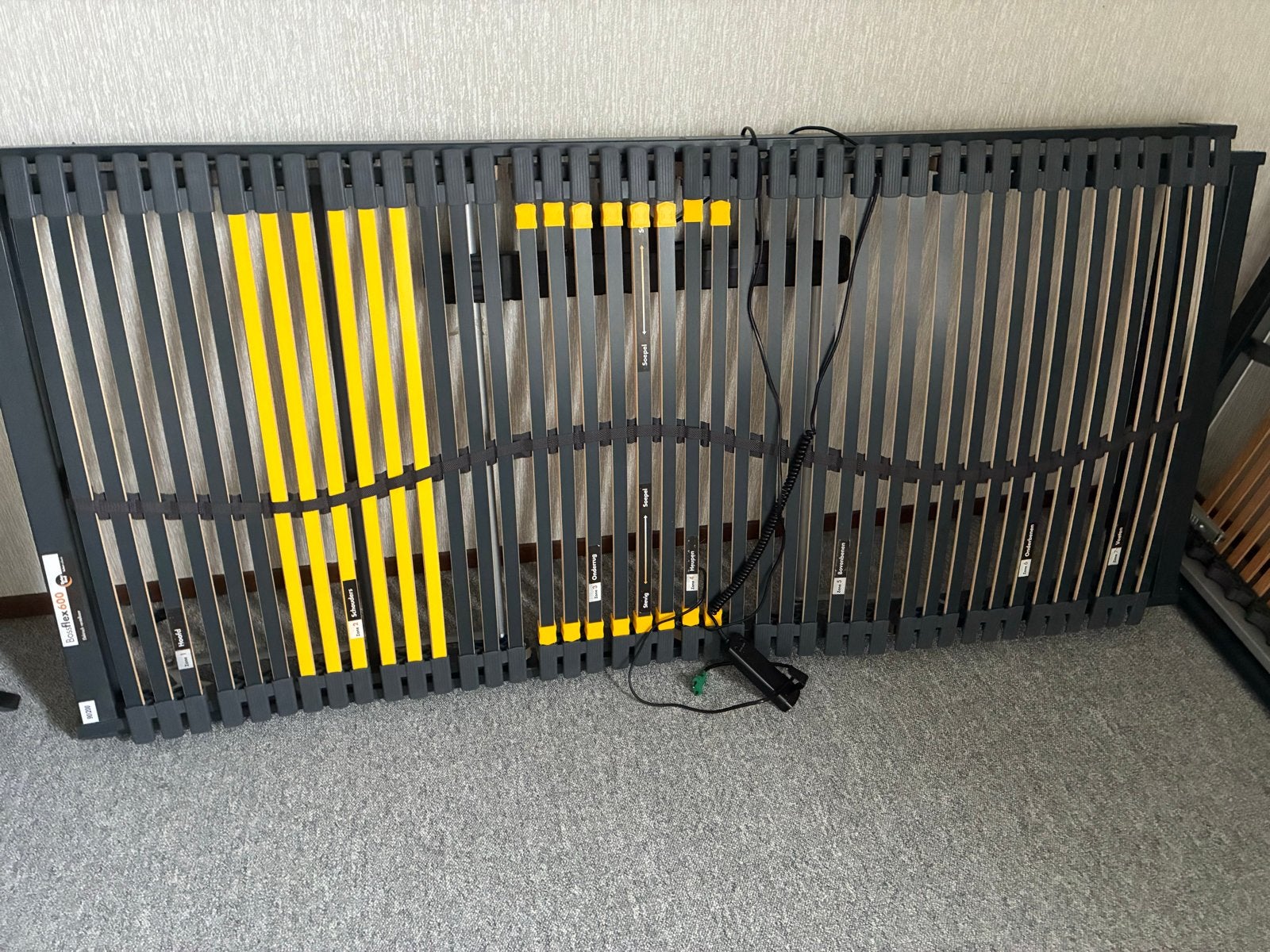 Elektrisch verstelbare lattenbodem Bossflex 600 (90x200 cm), Huis en Inrichting, Ophalen, Verstelbaar, 90 cm, Eenpersoons