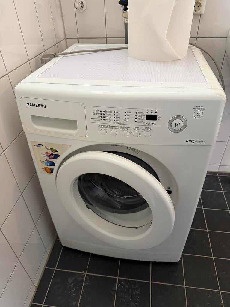 Samsung Wasmachine 6.0kg WF7604NAW - Goede staat, Witgoed en Apparatuur, Wasmachines, Gebruikt, Voorlader, 4 tot 6 kg, 85 tot 90 cm