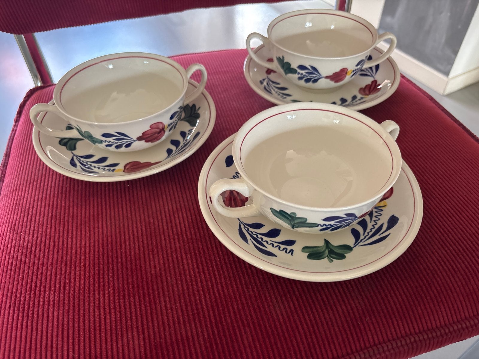 Set van 3 Boch Franse soepkommen met schotels, Ophalen of Verzenden