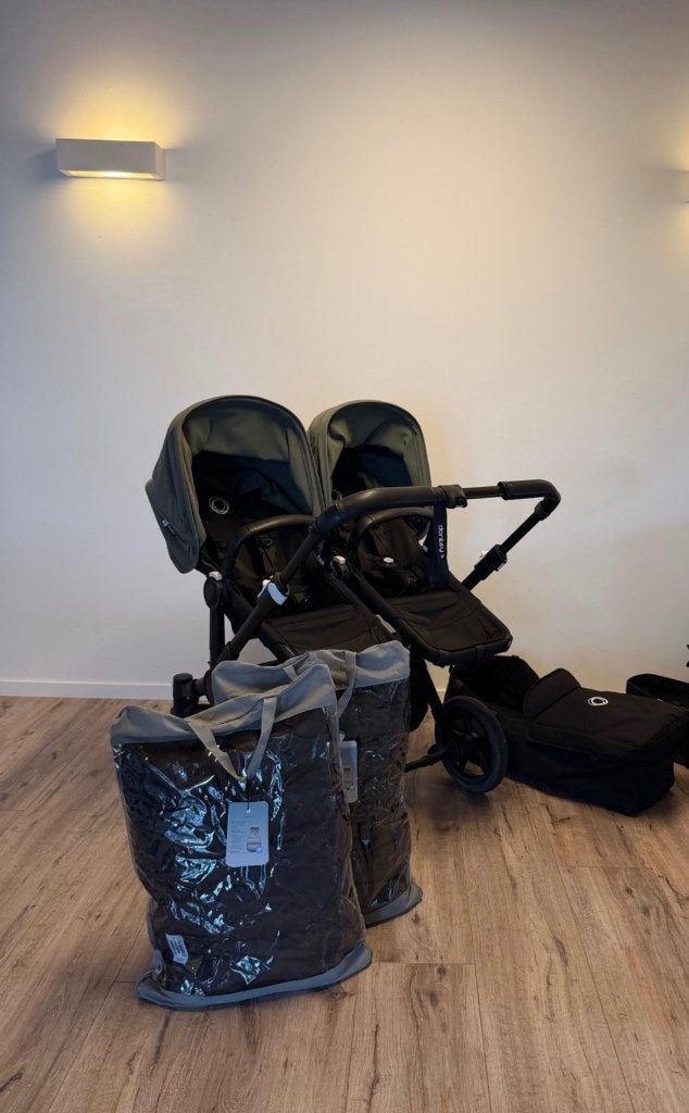 mooie bugaboo donkey 5, tweeling, met voetenzakken!, Kinderen en Baby's, Kinderwagens en Combinaties, Zo goed als nieuw, Combiwagen
