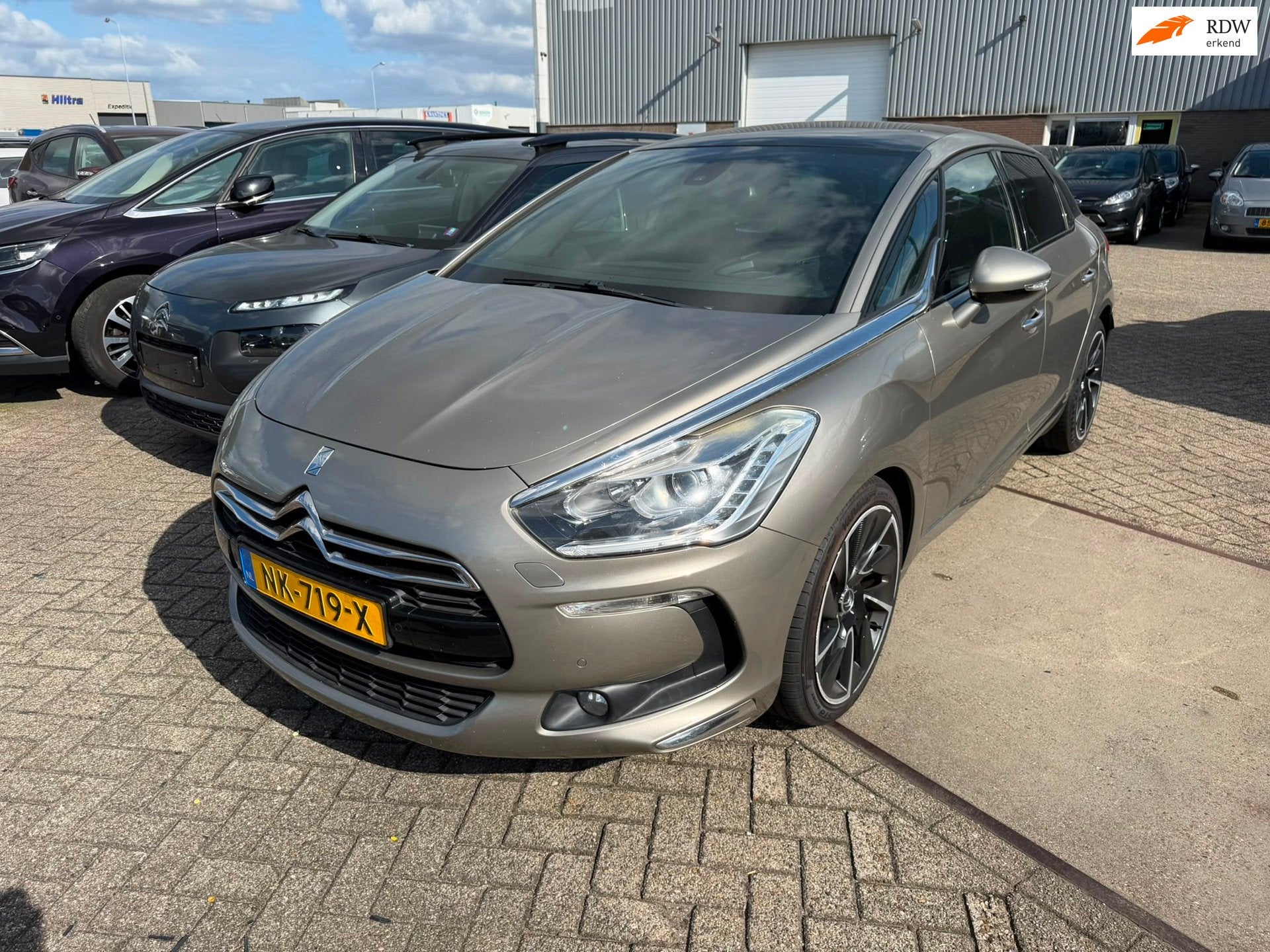 Citroen DS5 2.0 HDi Sport Chic, Euro 5, Gebruikt, Automatische klimaatregeling, 4 cilinders