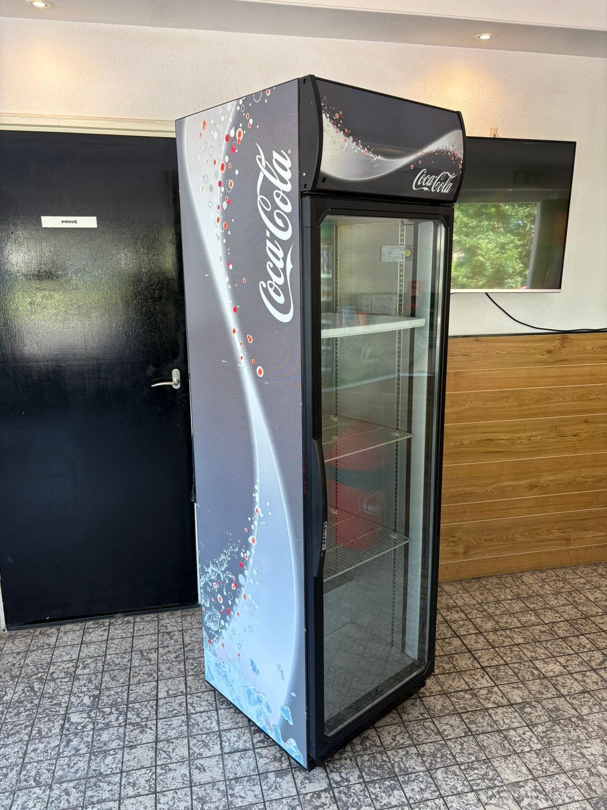 Coca cola kelkast, Zonder vriesvak, 200 liter of meer, Zo goed als nieuw, 160 cm of meer