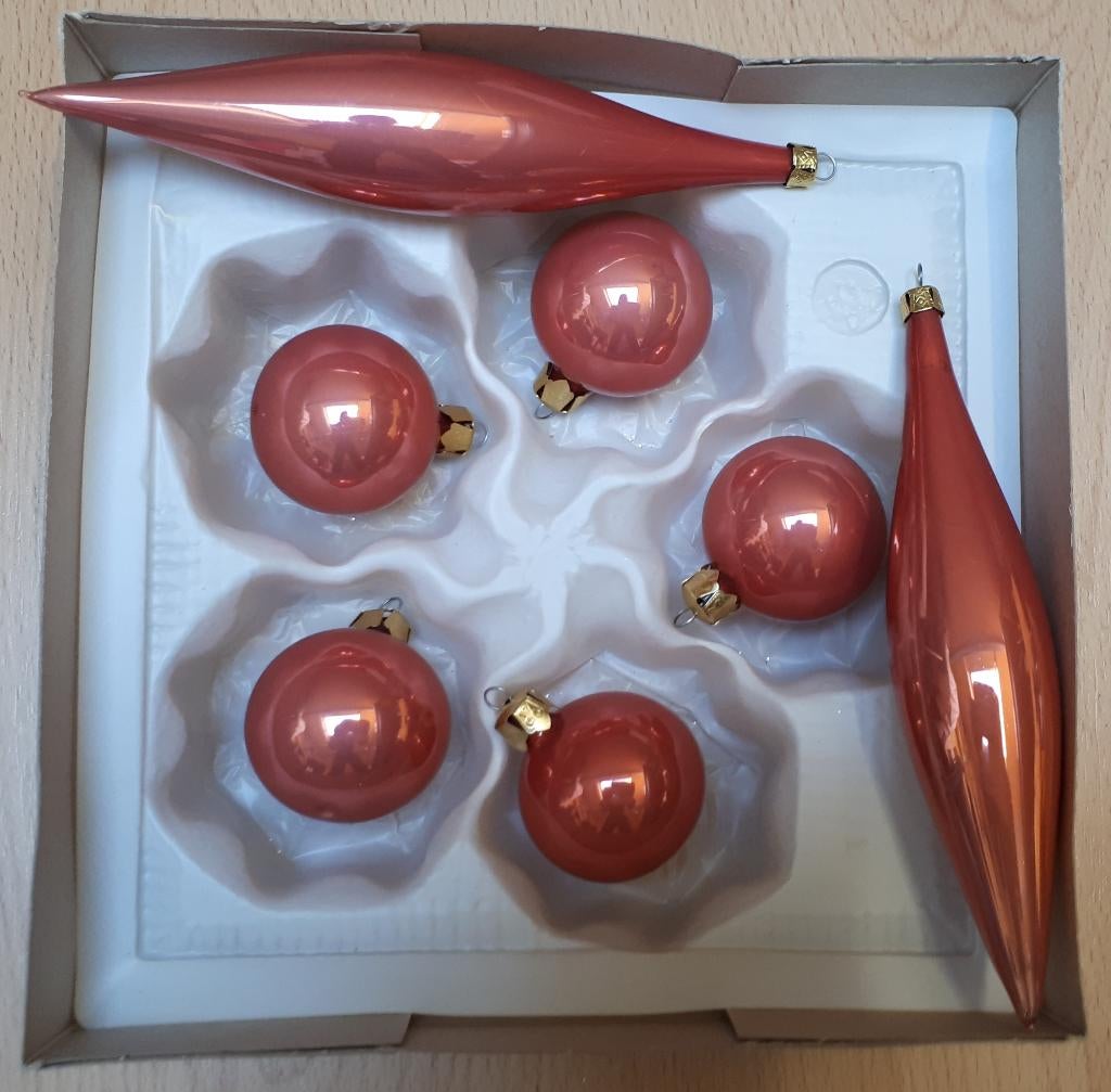 5 Roze Kerstballen, 2 pegels en 2 Kerstklokjes., Diversen, Kerst, Ophalen of Verzenden, Gebruikt