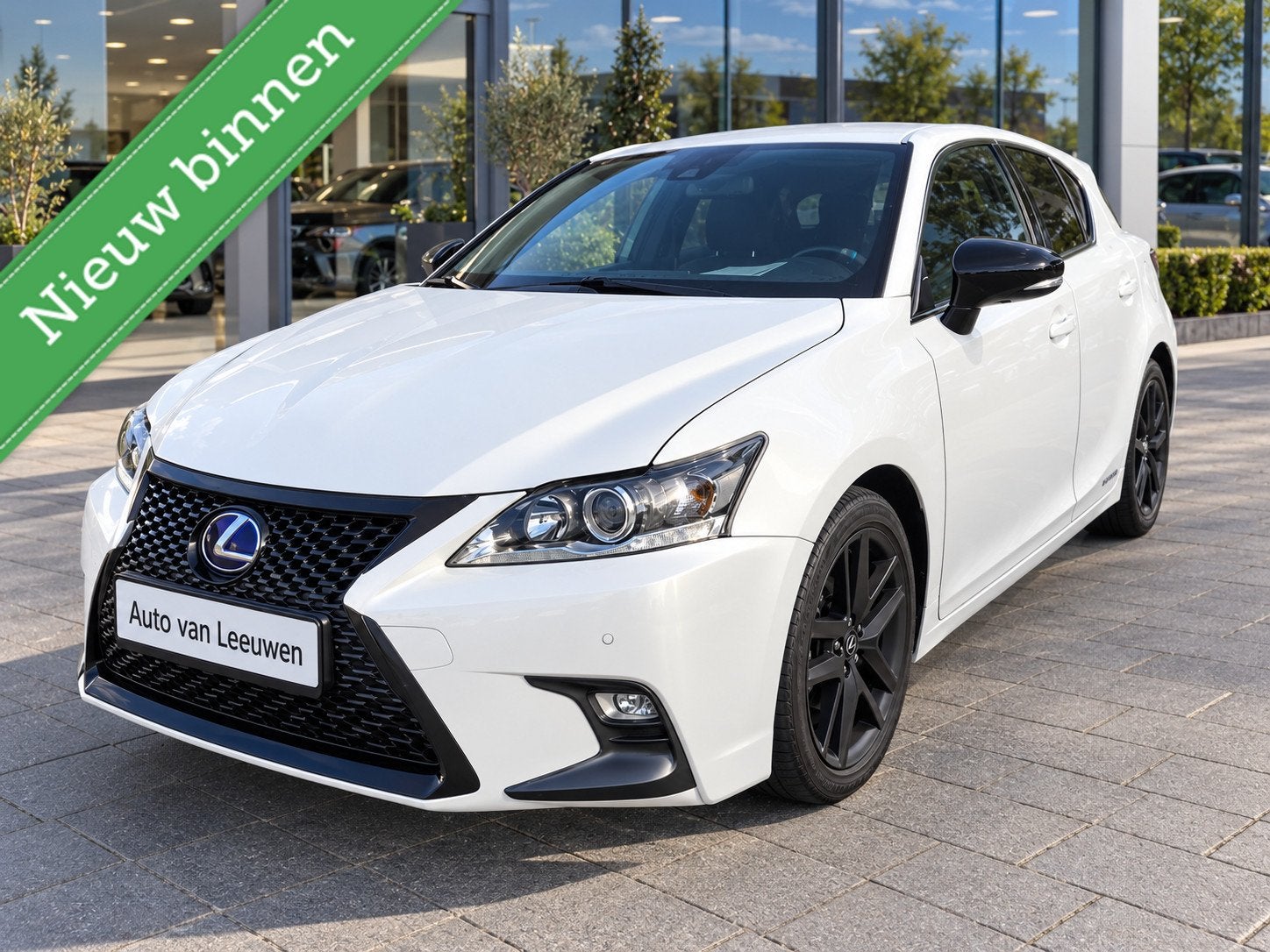 Lexus CT 200h Amazing Edition LED/NAVI/STOELVERW/PDC/ETC.!, Auto's, 136 pk, Gebruikt, Euro 6, 4 cilinders