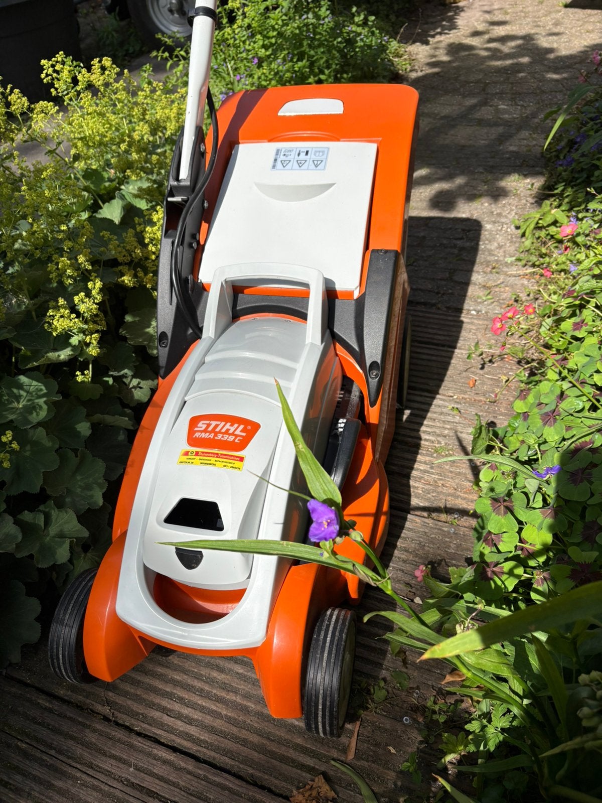 Stihl RMA 339C maaimachine, Ophalen, Cirkelmaaier, Zo goed als nieuw, 30 t/m 39 cm