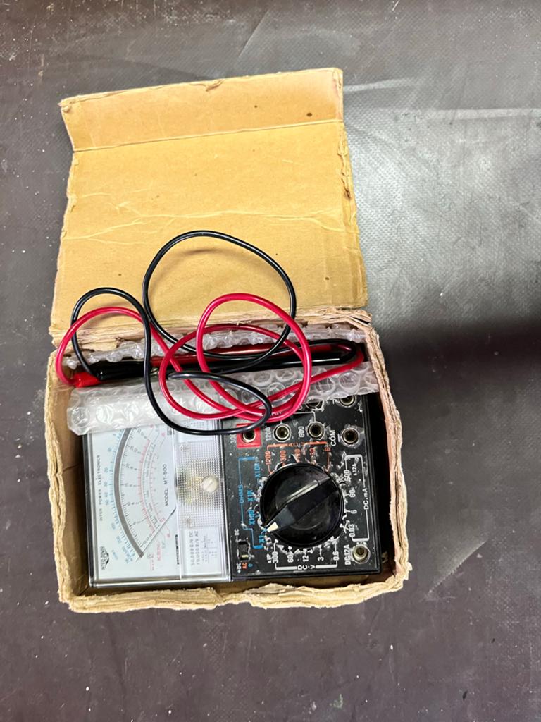 Vintage Multimeter Model MF-600 in doos, Ophalen of Verzenden, Gebruikt, Multimeter