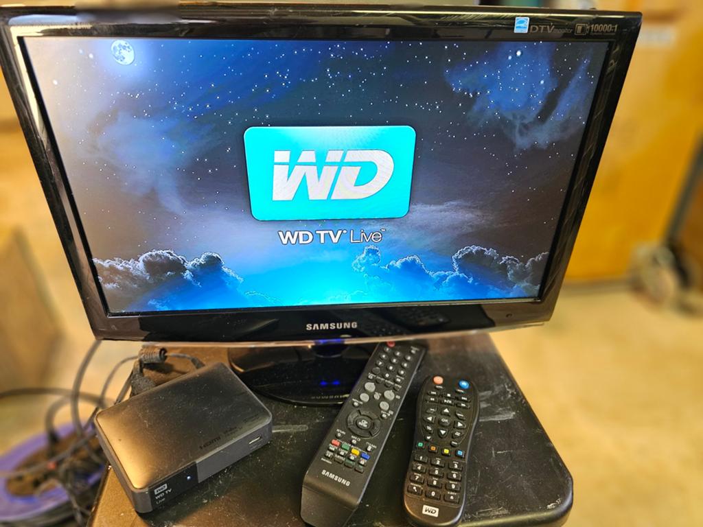 SAMSUNG 19 INCH TV MET SMART BOX 15€, Ophalen of Verzenden, 50 Hz, Samsung