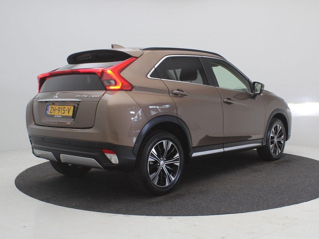 Mitsubishi Eclipse Cross 1.5 DI-T First Edition / Automaat /, Auto's, Mitsubishi, Euro 6, 4 cilinders, Bruin, 1435 kg