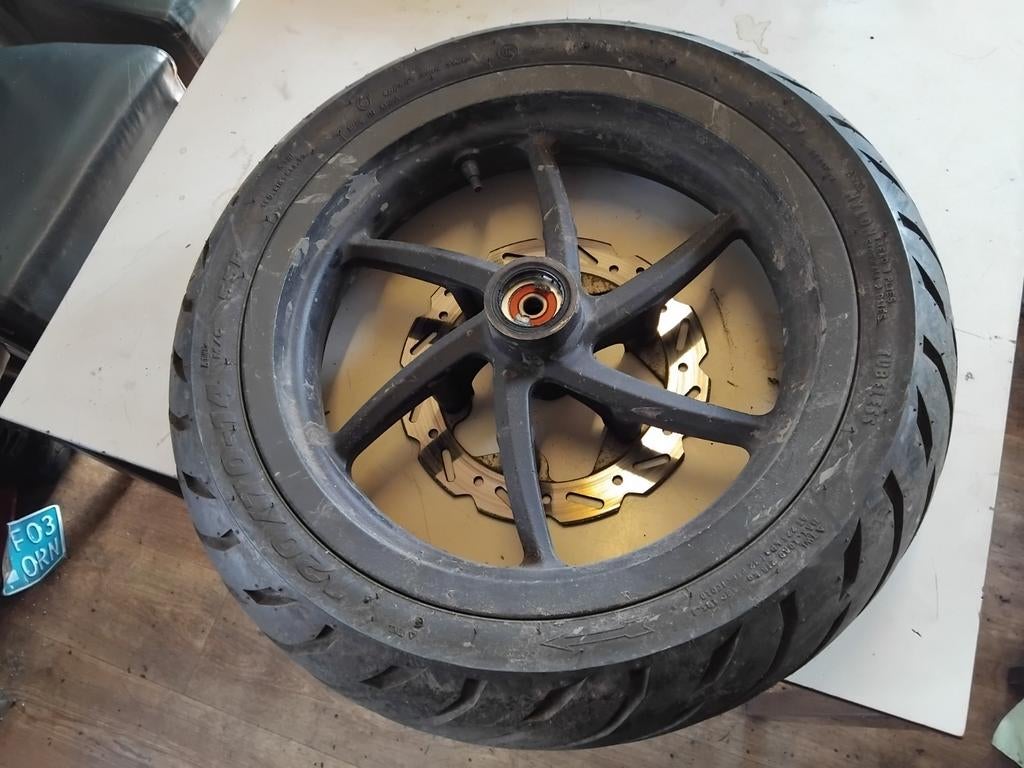 Kymco super 8 voorwiel, Ophalen of Verzenden, Gebruikt, Overige typen, Kymco