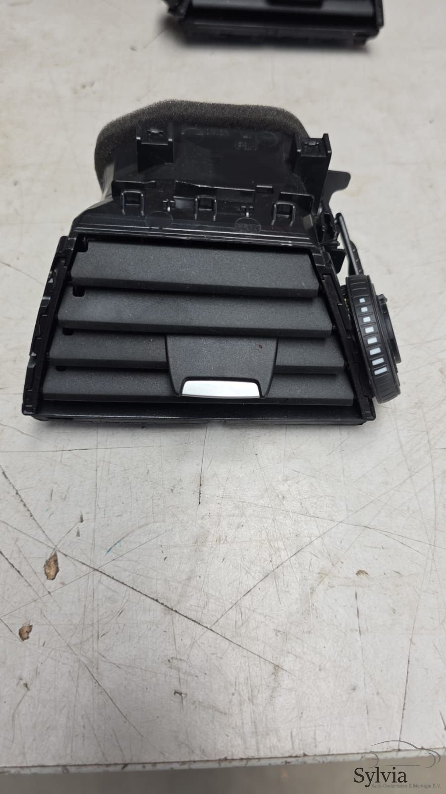 Luchtrooster ventilatie links BMW 3 / 4 derie F30 F31 F34 F3, Auto-onderdelen, Dashboard en Schakelaars, Gebruikt, -, -, Ophalen of Verzenden