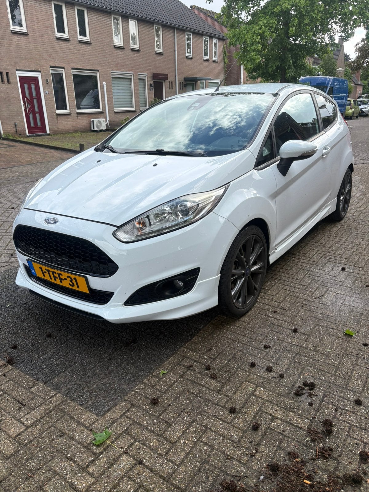 Ford Fiësta 1.0 92KW/125PK 3D 2014 Wit, Auto's, Voorwielaandrijving, 125 pk, 40 €/maand, Origineel Nederlands