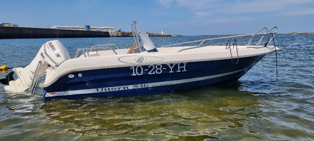 Consoleboot Uttern S46 Exclusive, Watersport en Boten, Vis- en Consoleboten, Gebruikt, Overige merken, Elektrische start, Benzine