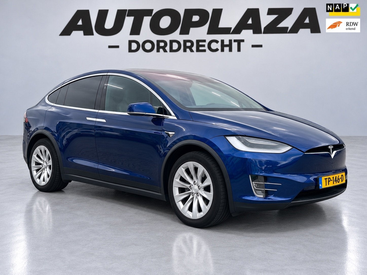 Tesla Model X 75D Base 7p., Auto's, Automaat, Model X, Gebruikt, Beige