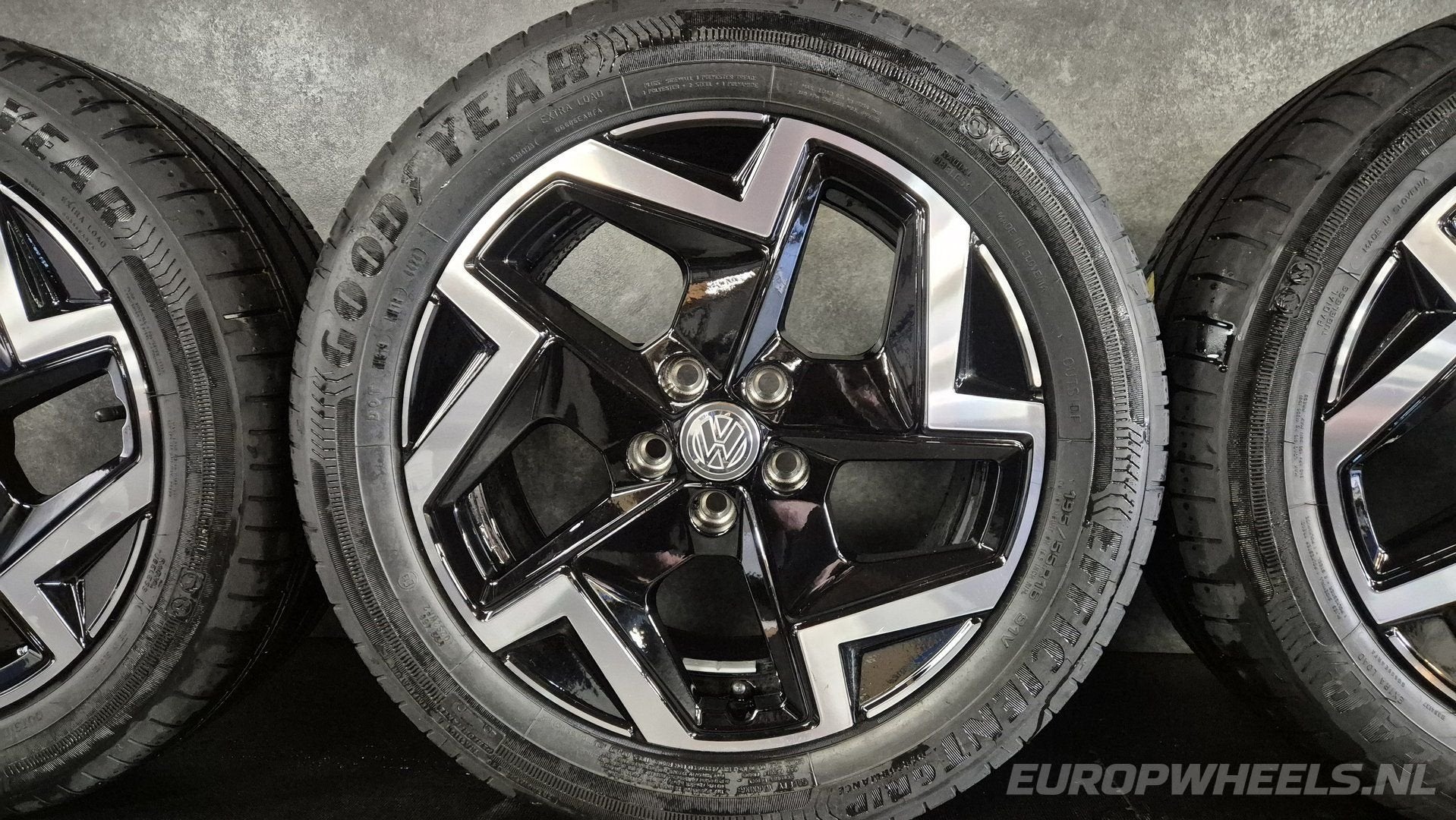 Origineel VW Polo AW 16 inch velgen Goodyear zomerbanden, Gebruikt, -, -, Banden en Velgen