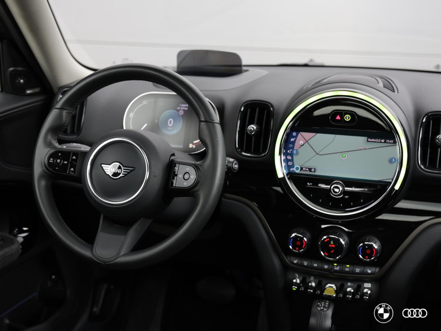 Mini Countryman COOPER SE ALL4 / PANO / HUD / HK AUDIO / MEM, Auto's, Mini, Automaat, Dealer onderhouden, Countryman, Met garantie (alle)