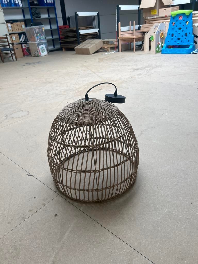 Stijlvolle rieten hanglamp - Natuurlijke sfeer, Ophalen, Zo goed als nieuw, Overige materialen, 50 tot 75 cm